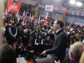 El gobernador de Corrientes recalentó el tramo final de la campaña e insultó a su rival peronista, al que tildó de "pelado, bocón, cu... sucio"