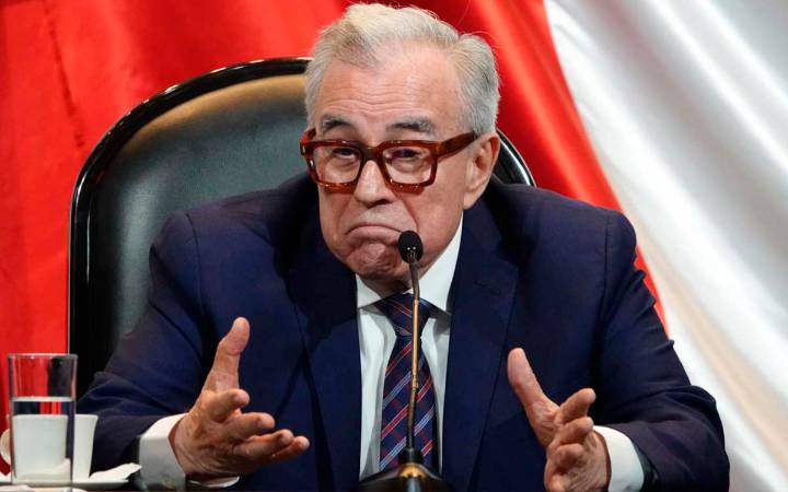 Investigación exhibe red de empresas fantasma ligadas al gobierno de Rocha Moya