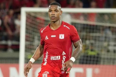 Jean Carlos Pestaña, cerca de salir del América rumbo a Brasil