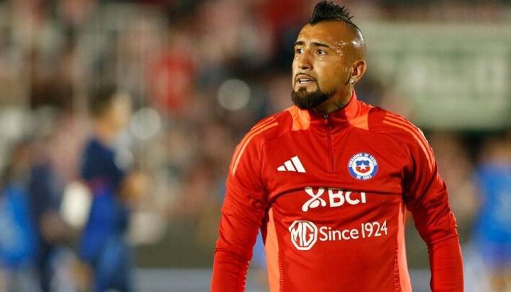 "Un cambio radical": El inédito color que tendría la camiseta alternativa de Chile