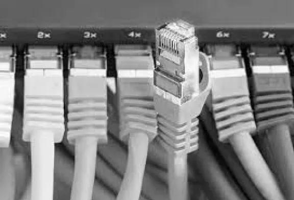 Calfibra sumará diez barrios de Neuquén a su red de fibra óptica