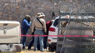Encuentran a adulto mayor muerto con un balazo en la cabeza dentro de su vehículo