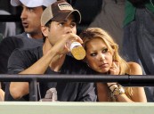 Enrique Iglesias y Anna Kournikova esperan su cuarto hijo