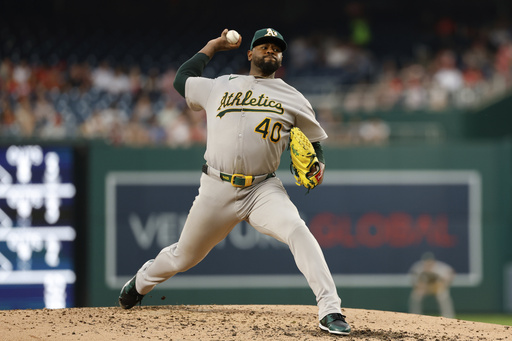 Los Atléticos colocan al derecho Luis Severino en la lista de lesionados por distensión oblicua