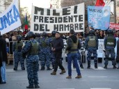 Incidentes y corridas en la previa al acto de campaña que Milei encabeza en Junín