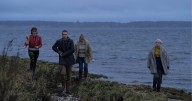 El thriller psicológico de 6 capítulos que arrasa en Netflix y es comparada con la serie Dark