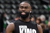 Jaylen Brown’s Embarrassment Prompts Celtics Fans to Give Up on Team’s Future Jaylen Brown's school visit backfires on a lighter note as Principal shows who's the real boss on that night! Rishi Rajpoo