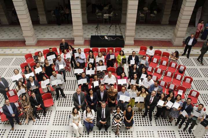 Participa SFP en entrega de certificaciones a servidores públicos