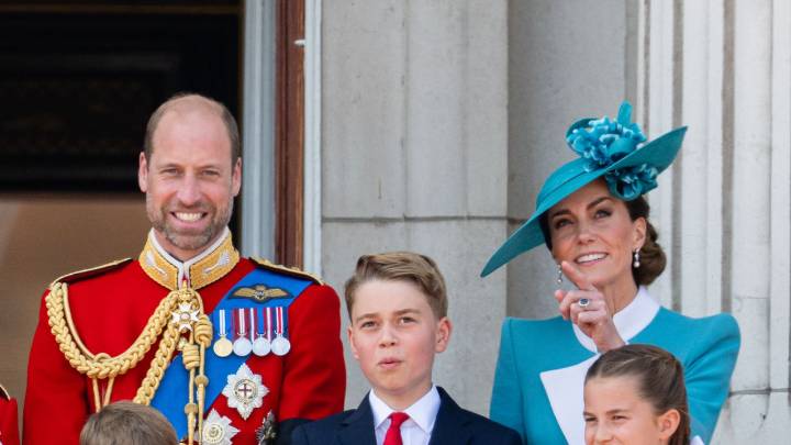 Arching windows, a grand entrance way and huge fireplaces; Photographs reveal the grand Georgian interiors of Forest Lodge, Prince William and Kate Middleton's new home