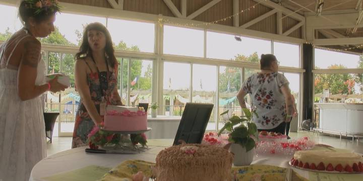 Chisholm Discovery Center hosts first Cake Exchange