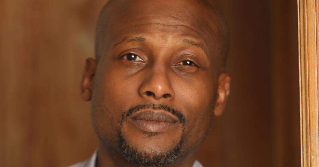 Actor Aaron Watkins stars in upcoming production of 'Topdog/Underdog'