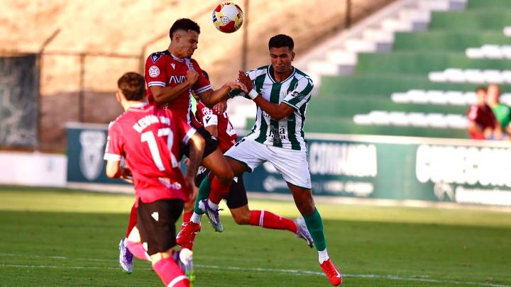 El Cartagena se choca contra el VAR (0