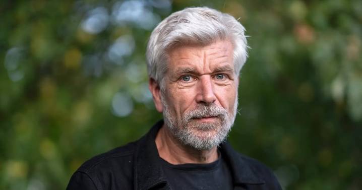 El regreso de Karl Ove Knausgård: una novela de ideas con preguntas sobre la muerte, la ciencia y la familia