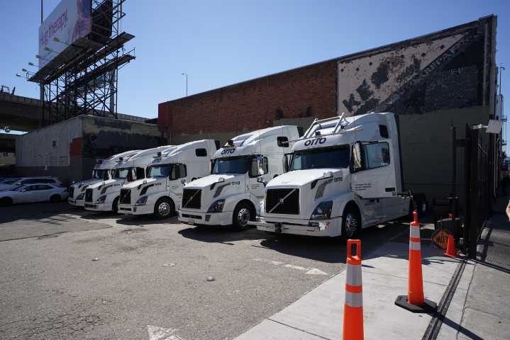 US sues California over truck emission standards, joins four manufacturers challenging state law