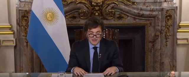 Milei hablará esta viernes a la noche por cadena nacional: Adorni anticipó que se referirá al rechazo del Congreso a sus decretos