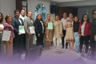 Con gratificaciones docentes del SMSEM son reconocidos