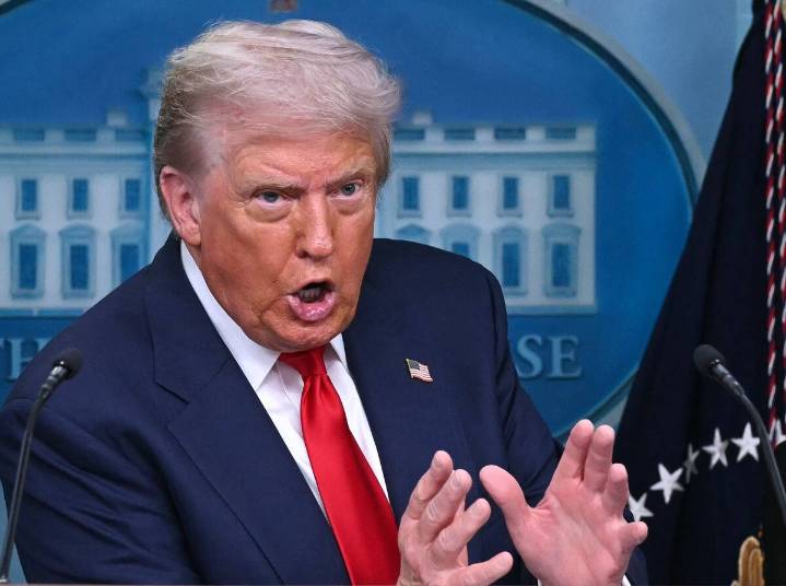 Trump despliega la Guardia Nacional en Washington y promete “limpiar” la capital del crimen y personas sin techo