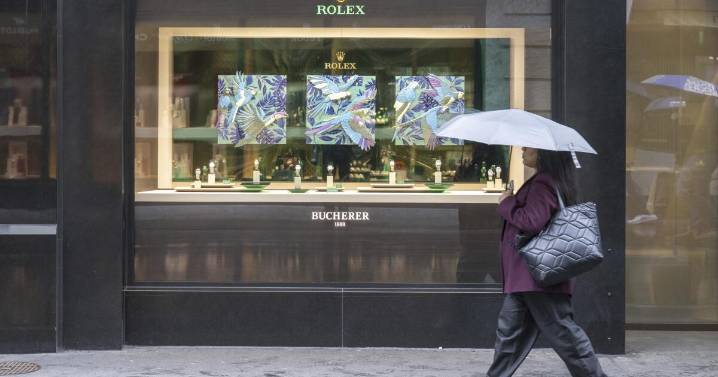 Empresas suizas y consumidores estadounidenses enfrentan el impacto de los aranceles de Trump