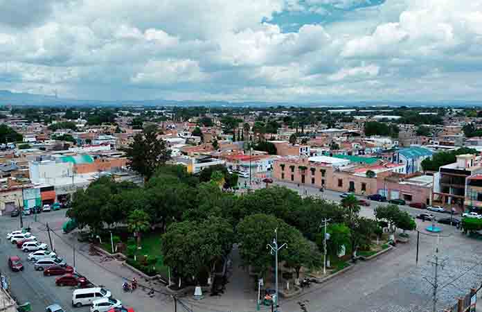 Peatonalizarían calles aledañas a la plaza