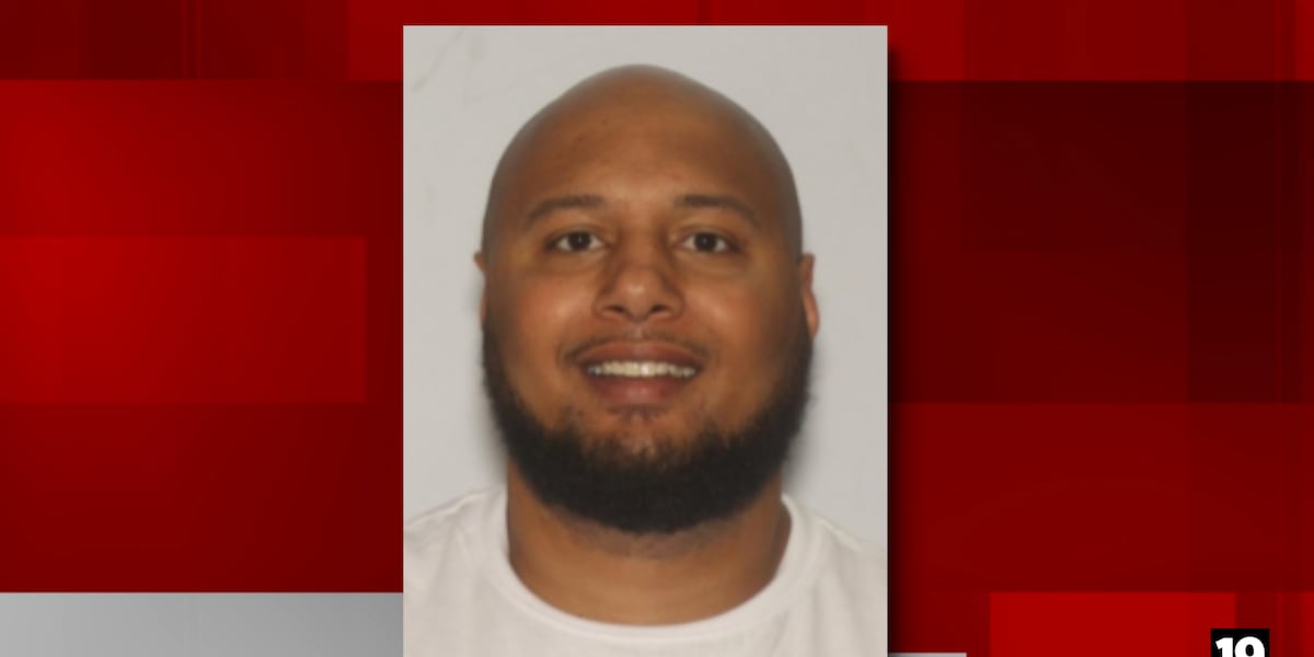Northeast Ohio man wanted by feds; reward available
