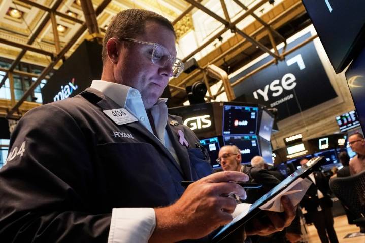 Most US stocks fall after a disappointing inflation update, but Big Tech keeps Wall Street steady