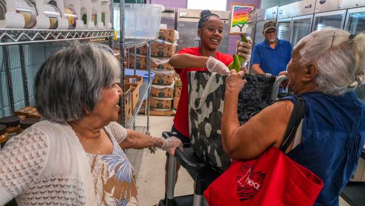 Hunger is on the rise in RI; food pantries see increased need