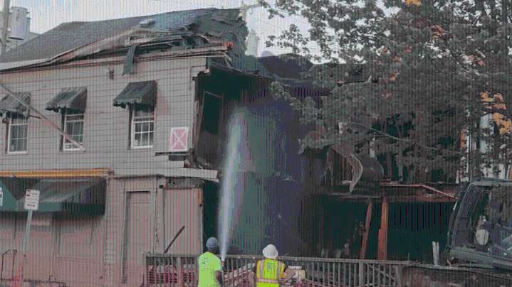 Former Hot Dog Charlies and Trader Ed’s Nautical Pub in Troy demolished