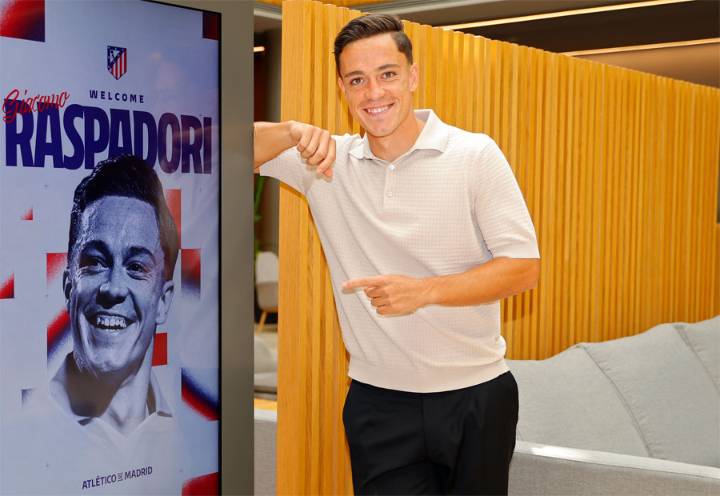 Raspadori firma su contrato con el Atlético hasta 2030