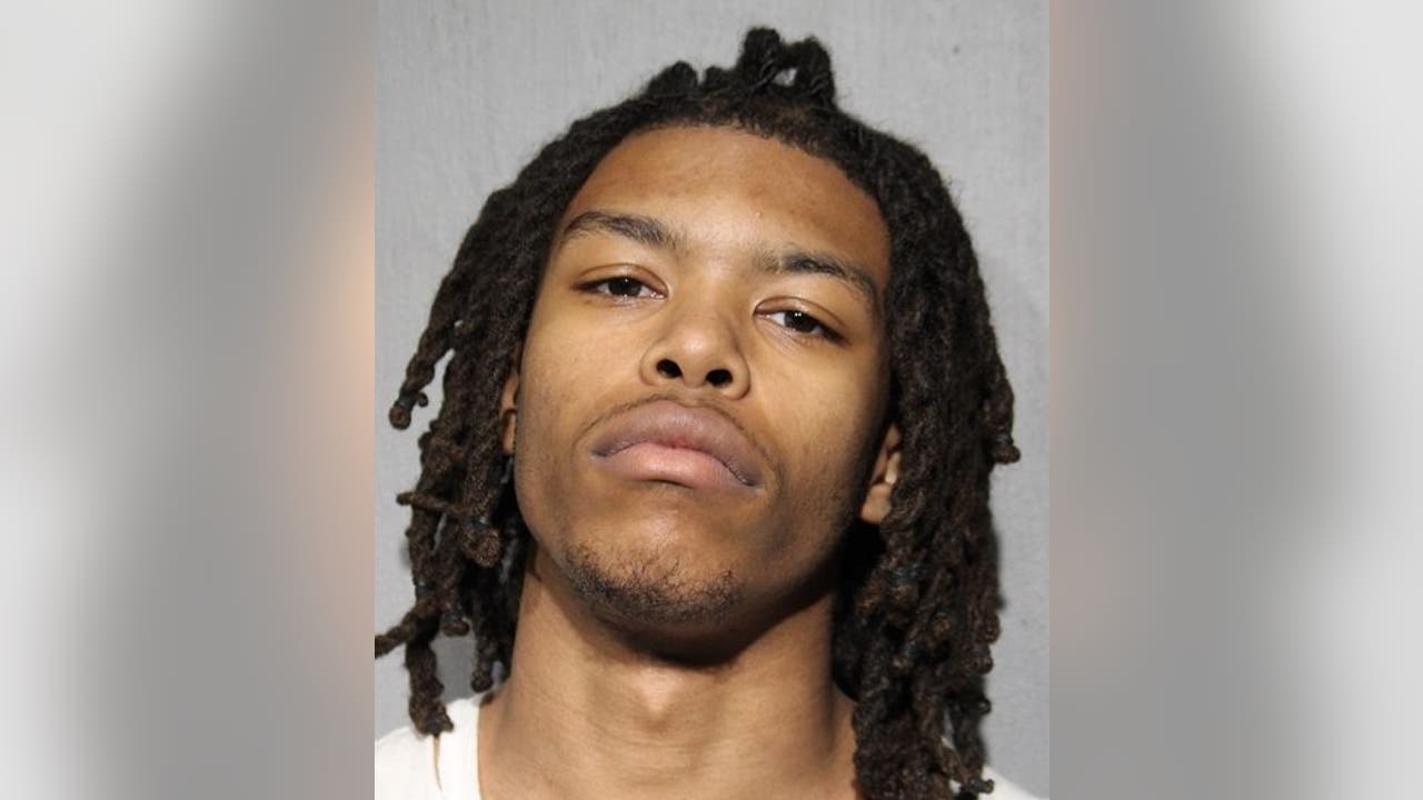 Illinois man charged in Chicago armed carjacking
