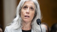 EEUU cesa a la directora de la agencia de Control de Enfermedades y la decisión deriva en la dimisión de varios altos cargos