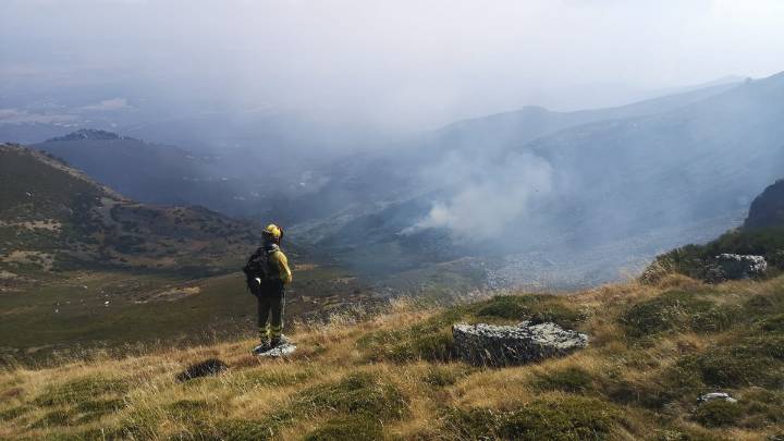 Un incendio de nivel 2 asola la comarca de La Carballeda en Zamora
