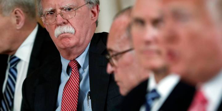 El FBI allana la casa de John Bolton, ex asesor de Donald Trump