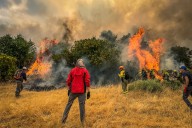 Pueblos de Cáceres y Salamanca, unidos contra un mismo fuego: “Se agradece ver cómo se implican”
