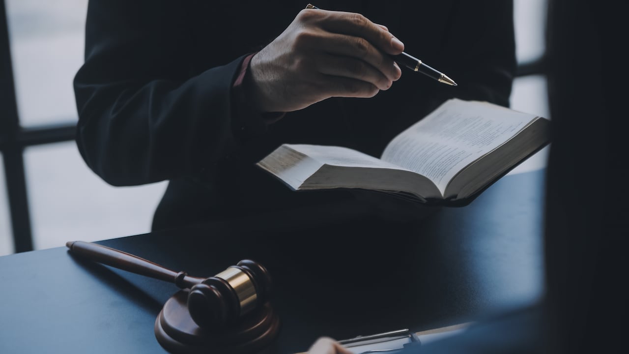 ¿Es posible embargar una casa a nombre de dos personas? Esto dice la ley y el procedimiento