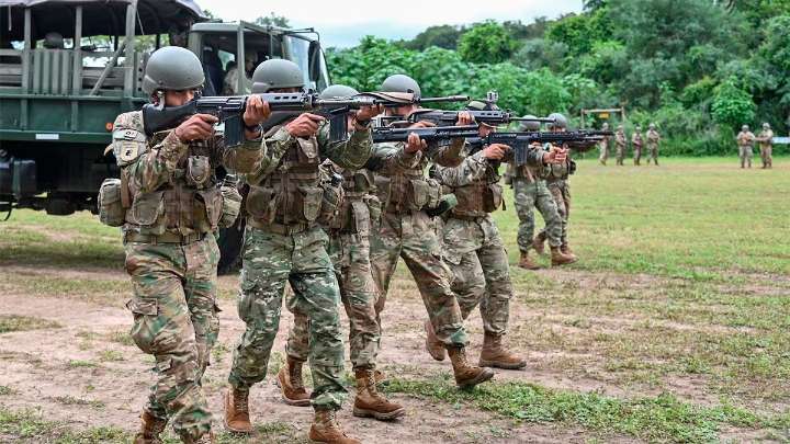 El Gobierno fortalece el control en las fronteras con fuerzas federales y militares