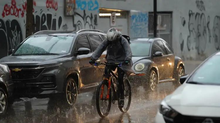 Prevén lluvias monzónicas con tormentas y calor ex...