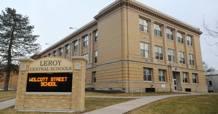 Le Roy's Wolcott Street School campus open again after band room fire