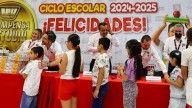 Casa Ley entrega 27 mil paquetes escolares a estudiantes