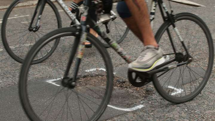 Rise in damage caused by potholes linked to high temperatures