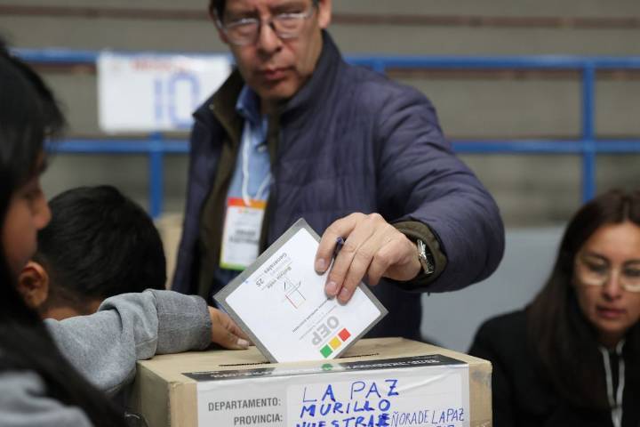 Elecciones en Bolivia: las encuestas anticipan un giro a la derecha, aunque habría segunda vuelta