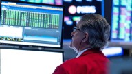 Antes de una licitación clave del Tesoro, suben las acciones argentinas en Wall Street