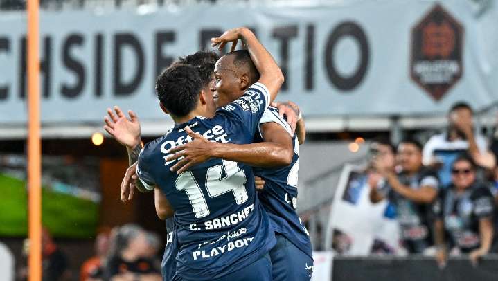 Pachuca derrota al Houston Dynamo y apunta a los cuartos de final de la Leagues Cup