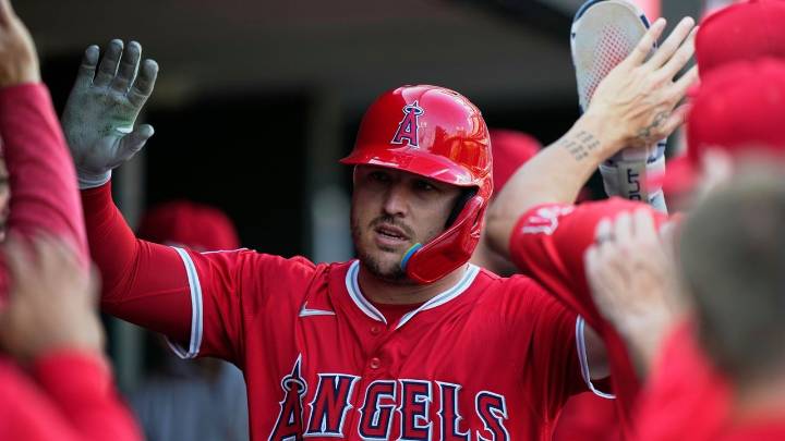 Taylor Ward homers and drives in 3 runs in the Angels' 7