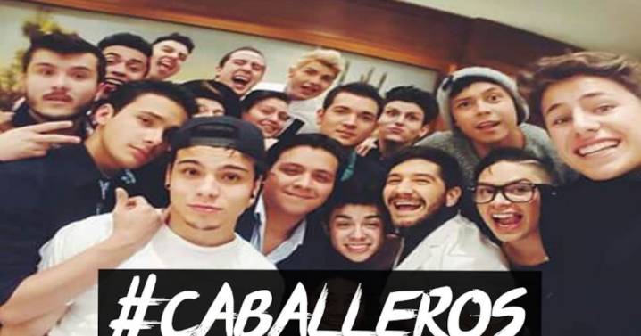 Mario Bautista es campeón: Quiénes son ‘Los Caballeros’ que lo felicitaron en el ring