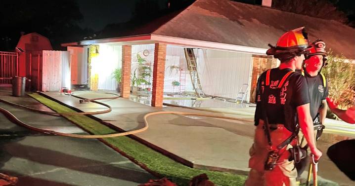 Lafayette firefighters respond to house fire