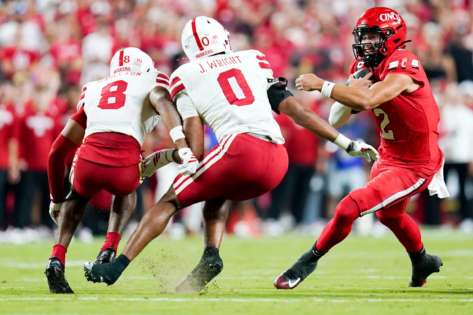 Scott Satterfield Makes Thoughts Clear on Brendan Sorsby Interception as He Calls Out Home Crowd Until Scott Satterfield and Cincy find a passing game that can complement its ground attack, every clos