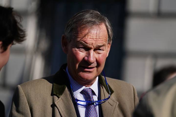 Former Reform MP Rupert Lowe pledges donation to charity rowers he 'mistook for illegal migrants’