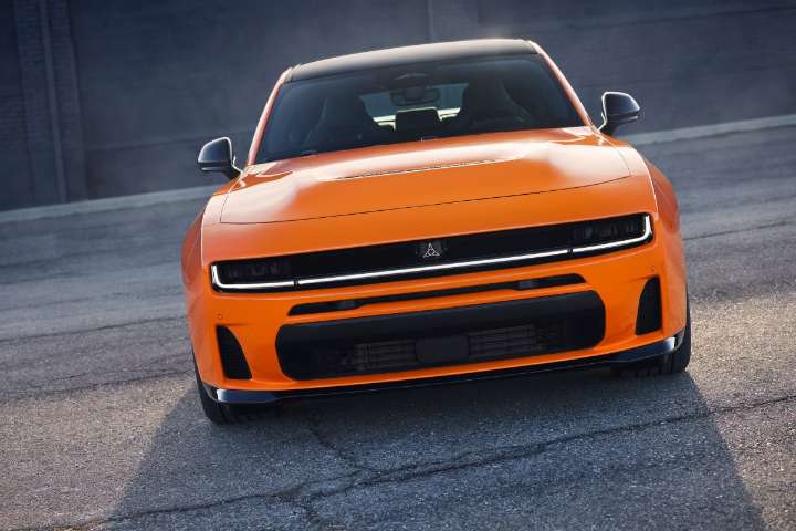 Dodge Charger ScatPack 2026: vuelve la gasolina al muscle car