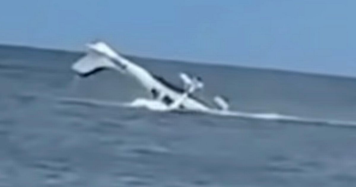 Pilot cheats death as horrifying footage shows plane crashing into ocean