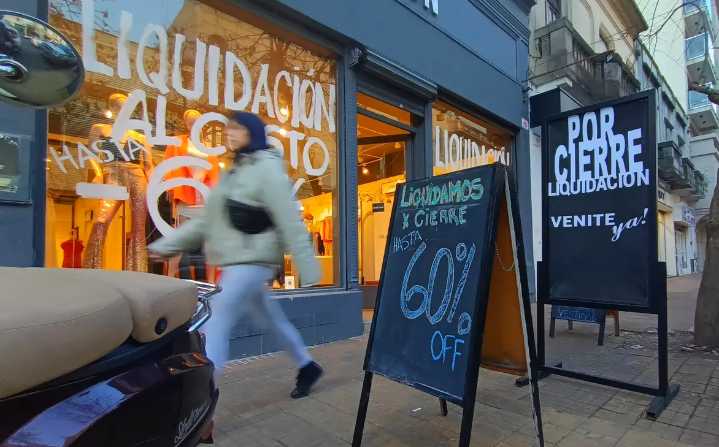 Las ventas minoristas pyme cayeron 6% en julio: de siete sectores solo tres mejoraron